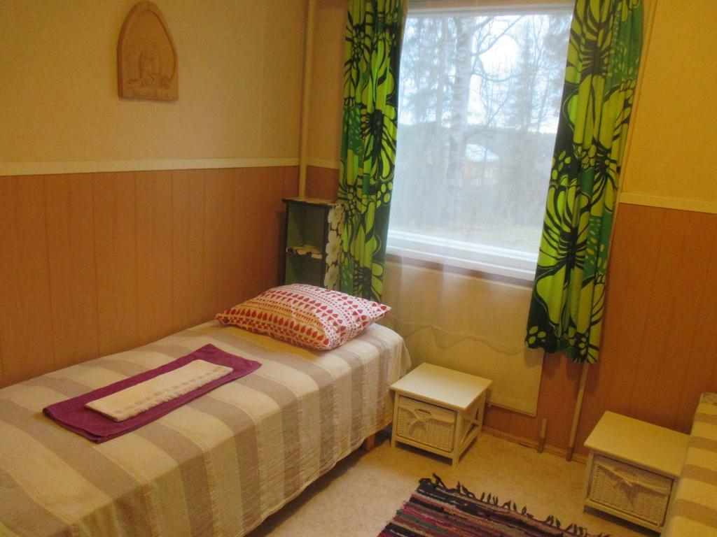Guest House Ugrin Paikka Sippola Exterior foto