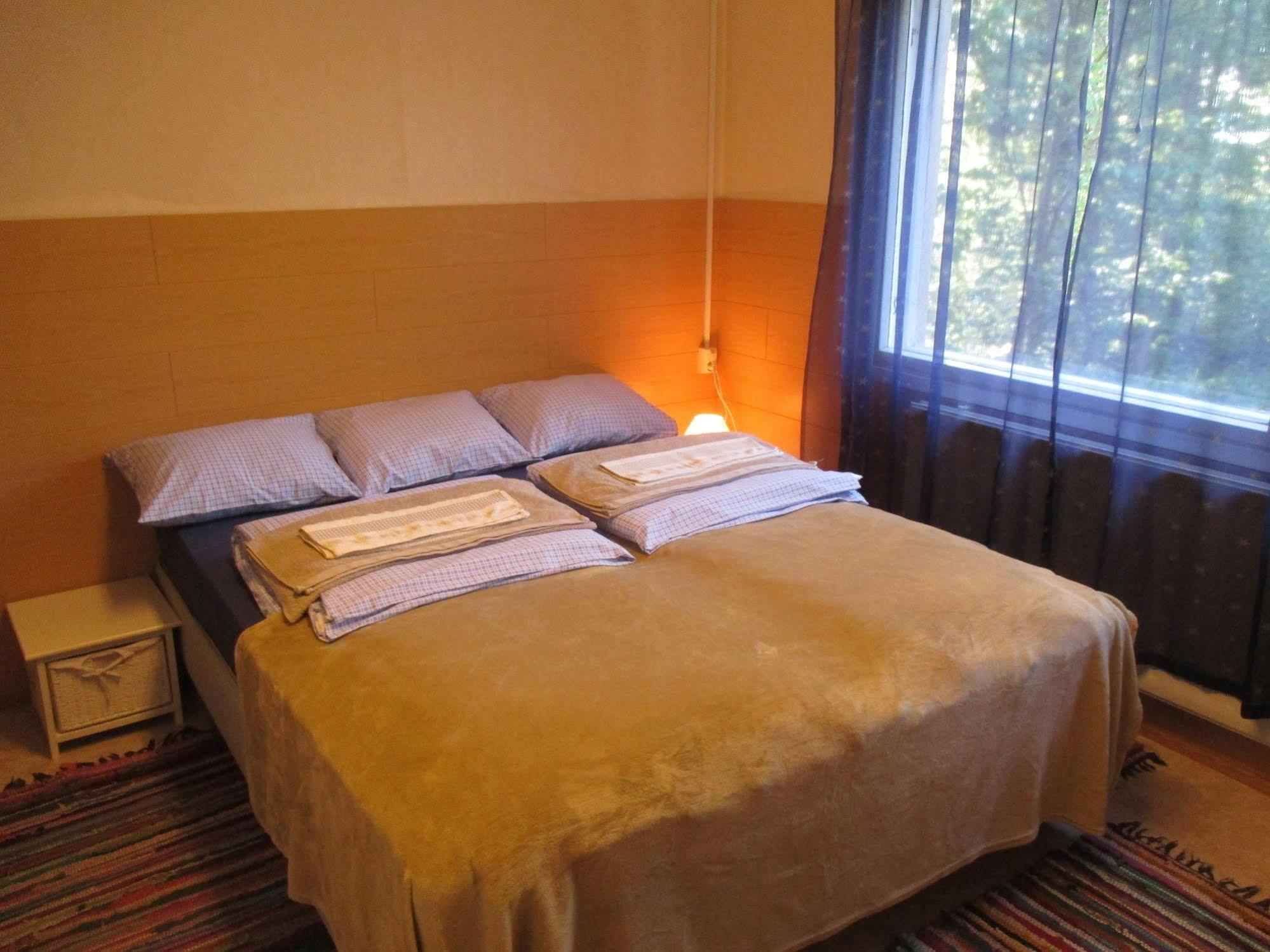 Guest House Ugrin Paikka Sippola Exterior foto